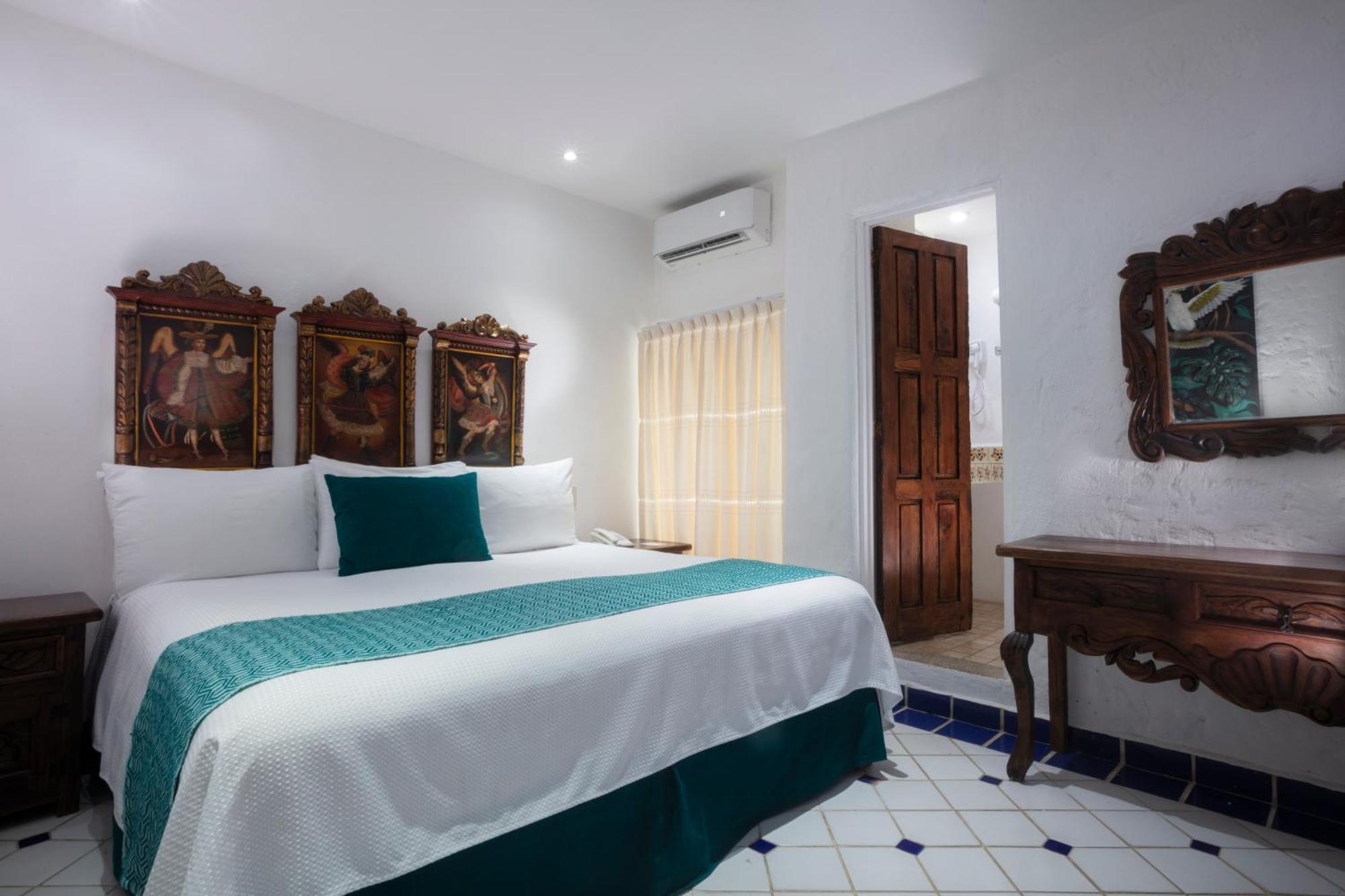 Casa Dona Susana (Adults Only) Пуэрто-Вальярта Экстерьер фото